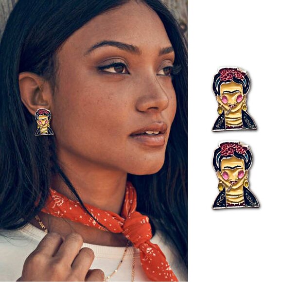 Frida Kahlo Mexican Artist Painted Enamel Earrings NEW - Picture 1 of 2